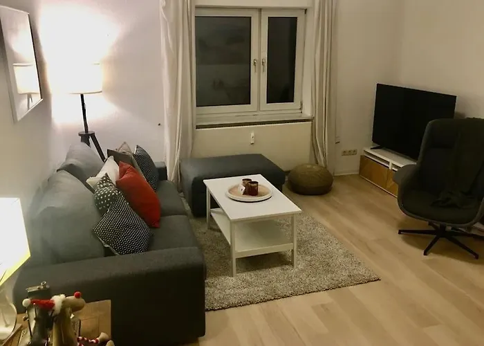 Schoene 2-Zimmerwohnung, 10 Geh-Minuten Zum Strand